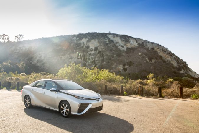 CES 2015: Toyota Releases Fuel Cell Patents To Spur Development