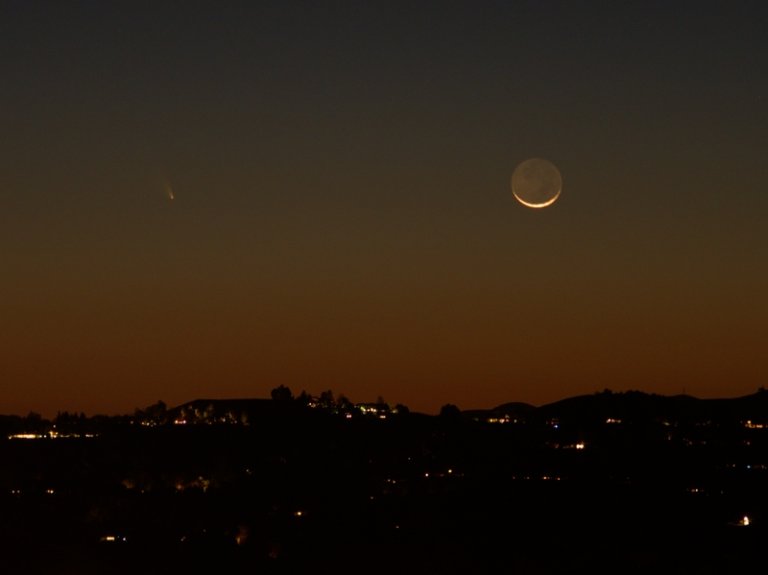 Watch Comet Pan-STARRS Race Around The Sun