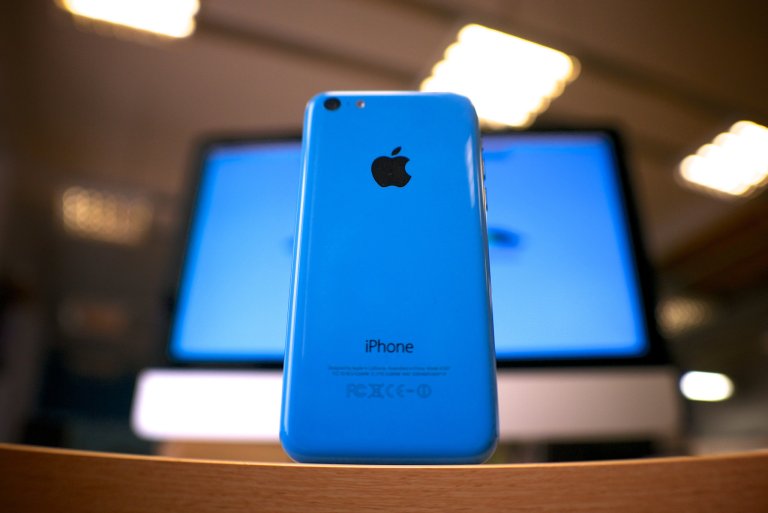 FBI Withdraws Case Against Apple