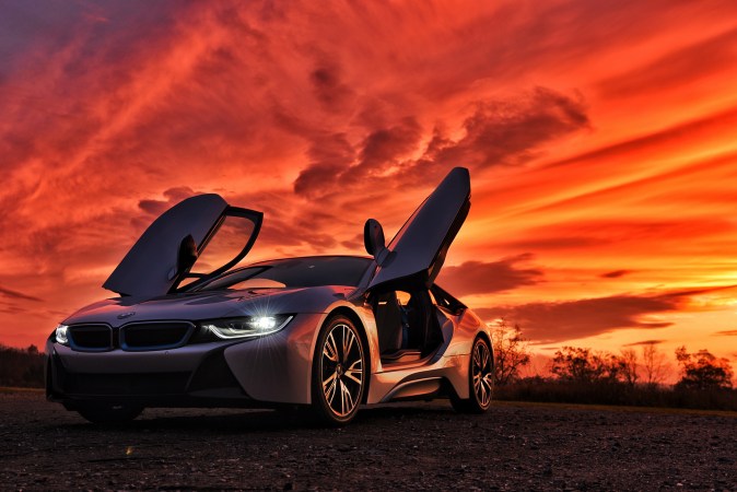 BMW's 2015 hybrid i8 car