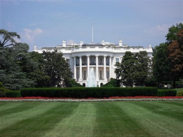 Washington D.C. Is Littered With Phony Cell Towers