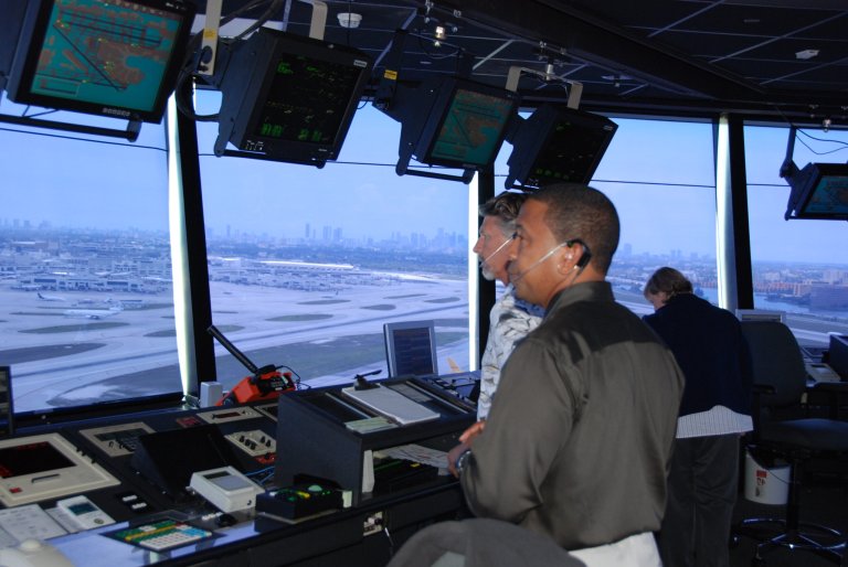 Drones Will Be Admitted to Standard US Airspace By 2015