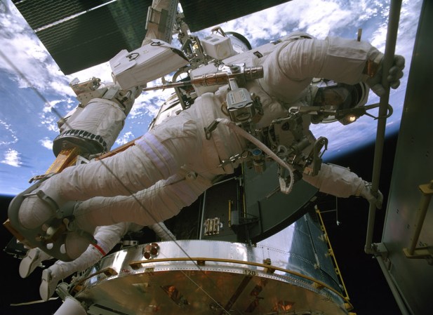 Preview: Hubble 3D IMAX Puts a Tear in a Spacewalker’s Eye