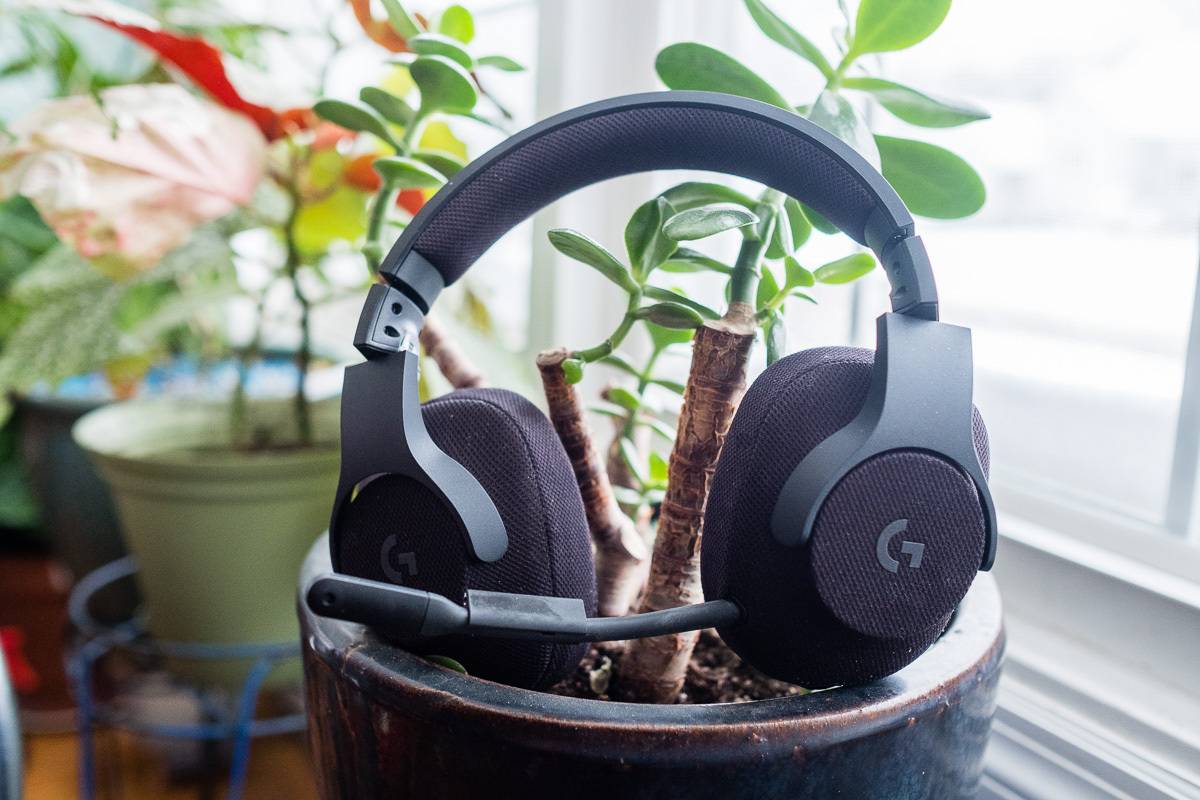 ヘッドホン G433 Amazon.com: Logitech 981-000681 G433 7.1 Wired Gaming Headset with