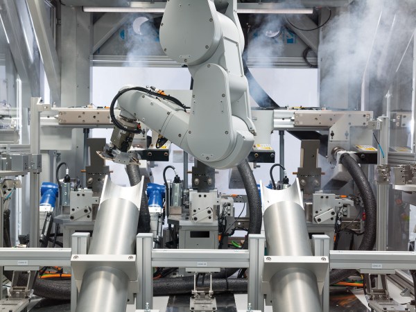 Exclusive first look: Daisy is Apple’s new robot that eats iPhones and spits out recyclable parts