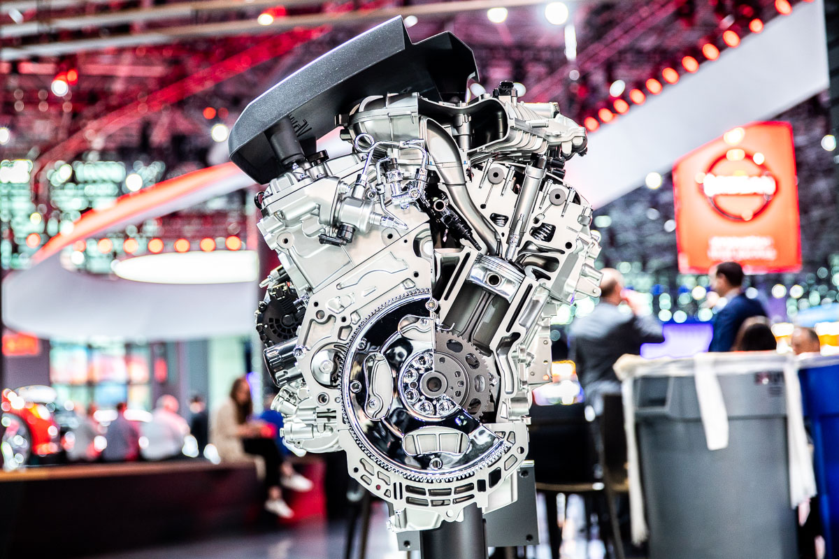 Look inside the coolest engines at the New York Auto Show