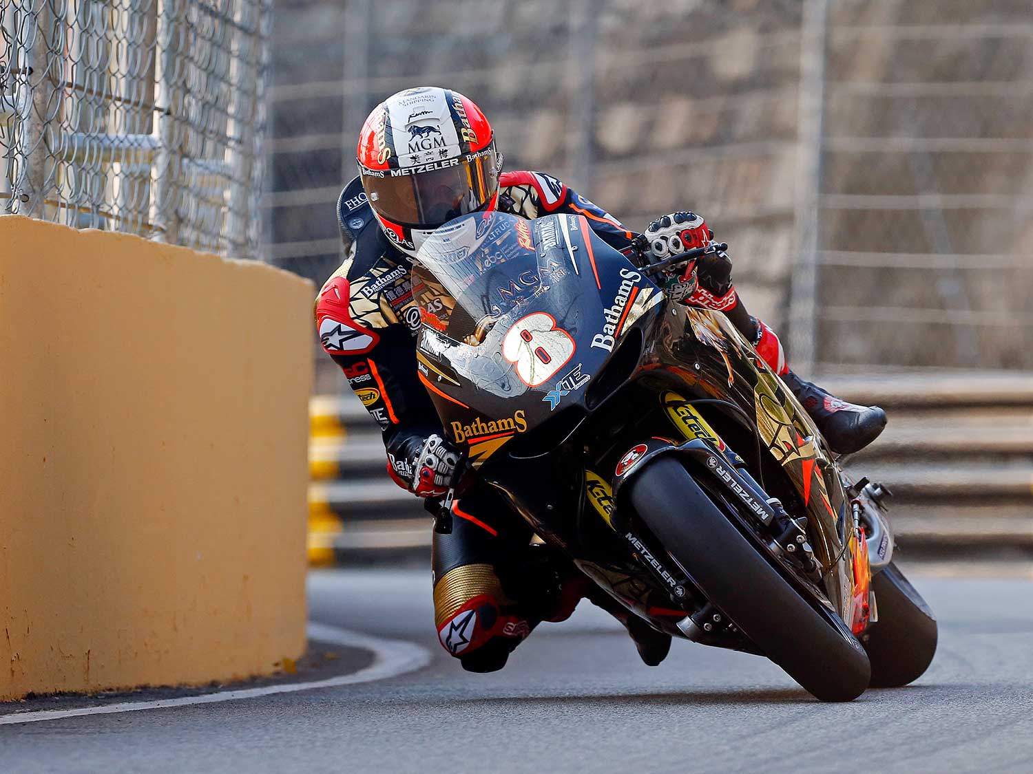 Close enough? Michael Rutter deals with a standard corner in Macau.