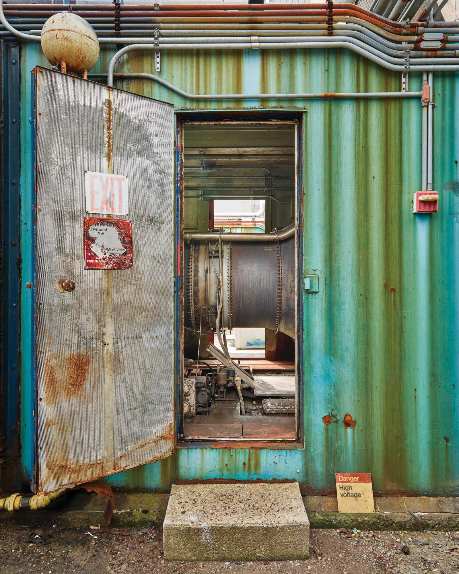 Dirty power generator