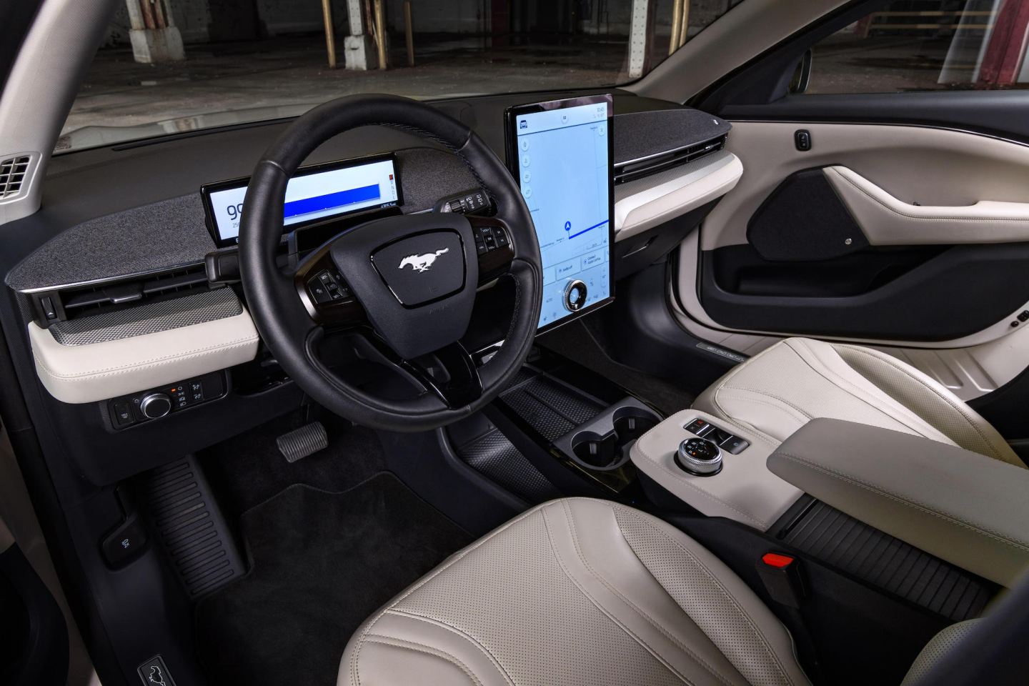 ford-mustang-mach-e-gt-review-fast-car-stiff-handling-popular-science