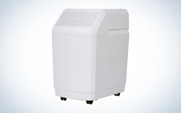 white AIRCARE Space Saver Evaporative Humidifier on a white gradient background