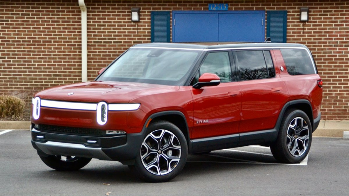 Rivian R1S electric SUV review: A mixed bag for big bucks | Popular Science