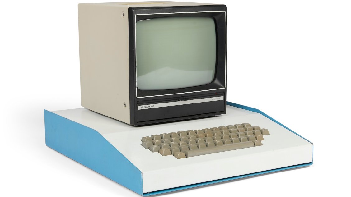 Steve Jobs’ very own Apple-I computer is for sale | Popular Science