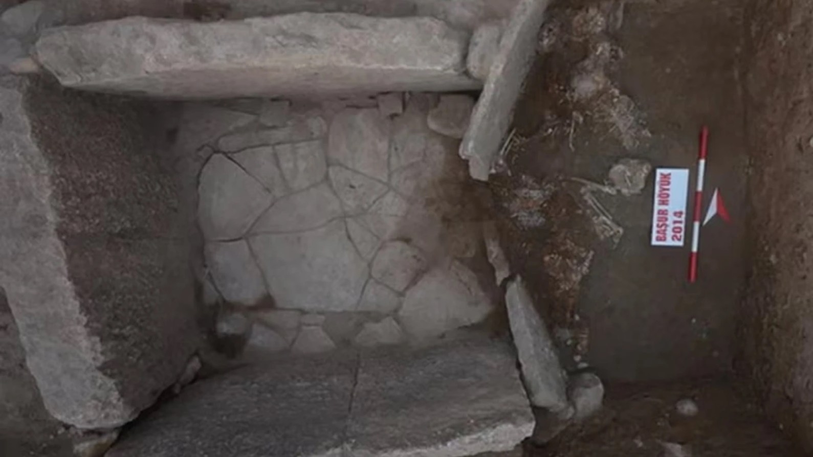 Sacrificed teens discovered in ancient Mesopotamian burial site ...