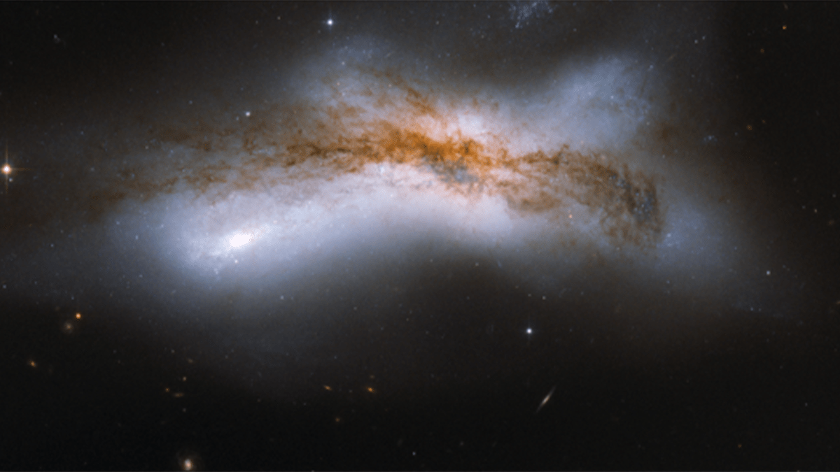milky-way-galaxy-collision.png