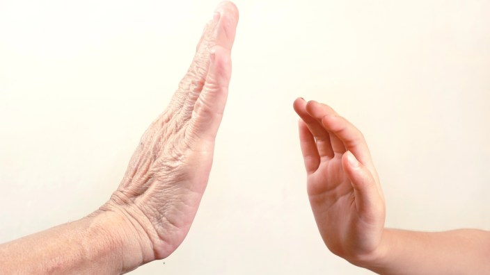 Skin wrinkles because it stretches like Silly Putty | Popular Science