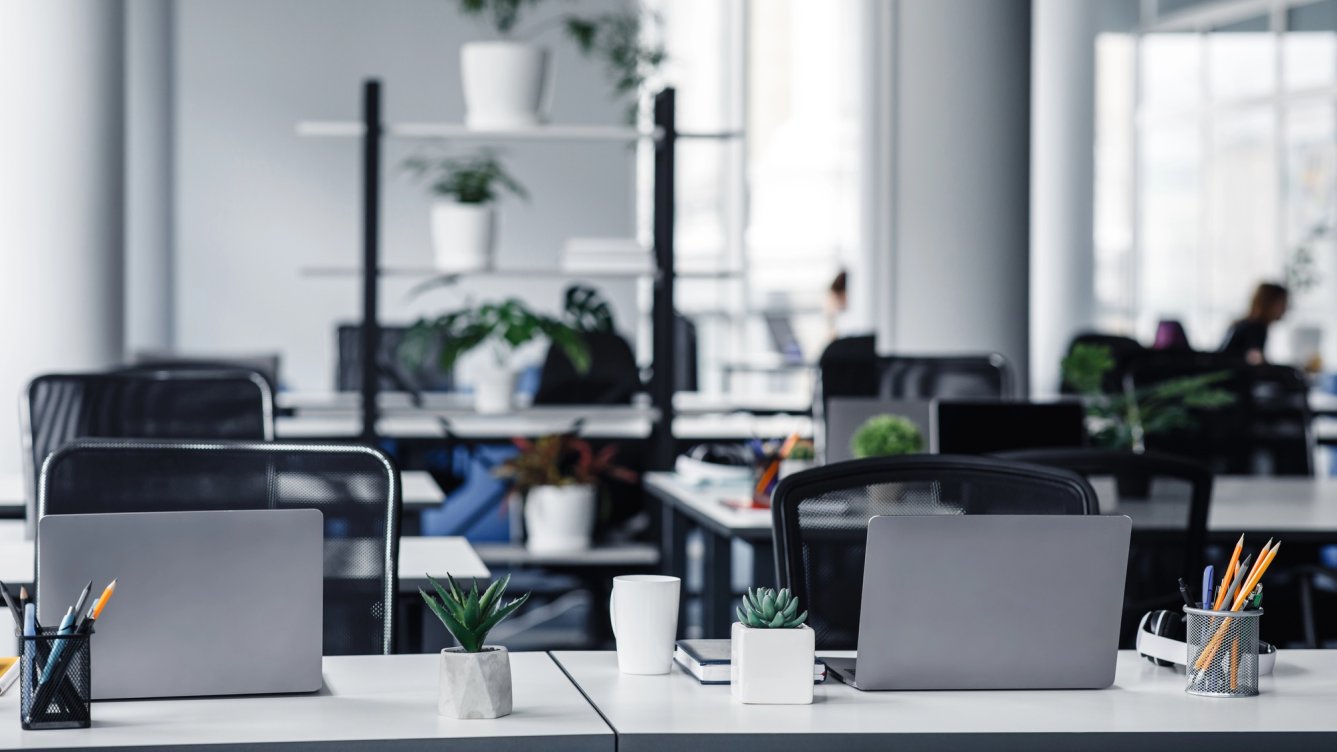 Four-day work week benefits workers and employers, new study shows ...