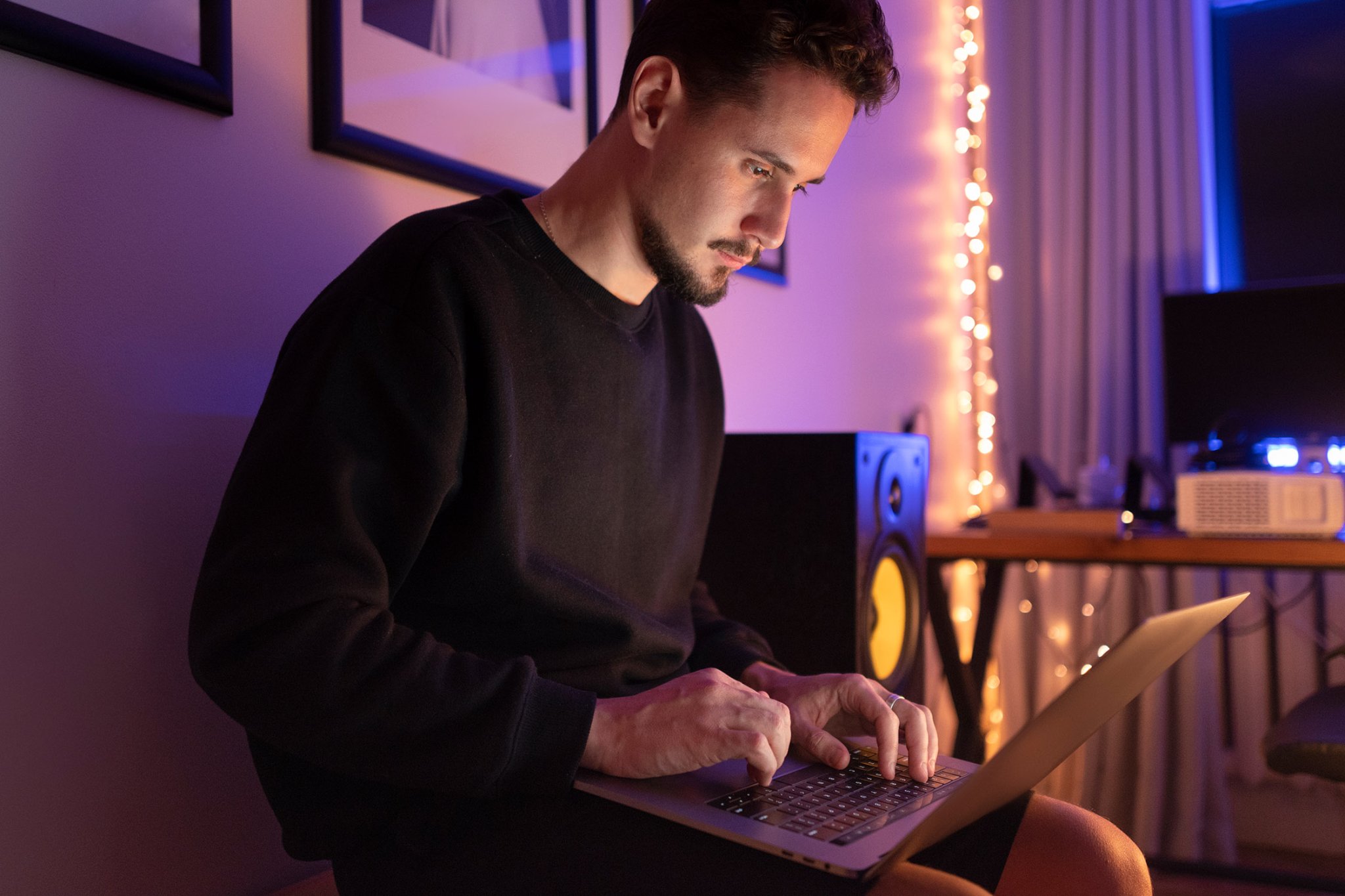 Header image for get Microsoft Windows 11 Pro with The Essential Windows 11 Pro Course Stack Commerce sponsored deal