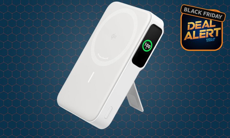 Anker MagGo Power Bank on sale for Black Friday