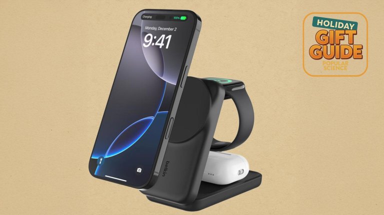 3-in-1 Foldable Magnetic Charger with Qi2 25W, Black, Square Form