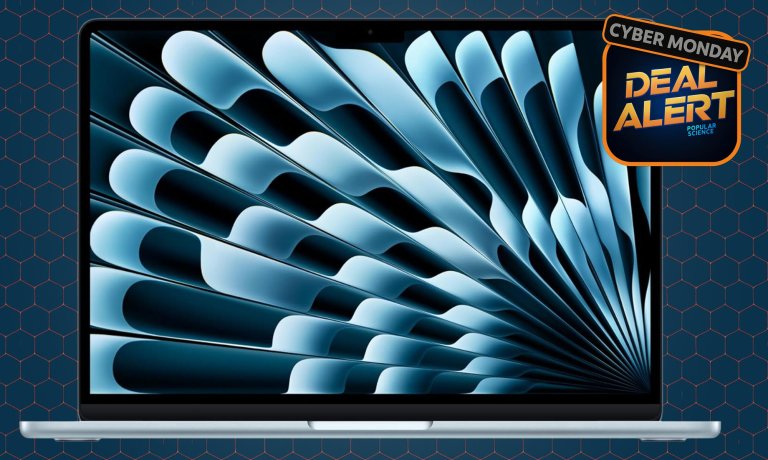 Apple 2025 MacBook Air 13-inch (M4) — Cyber Monday deal