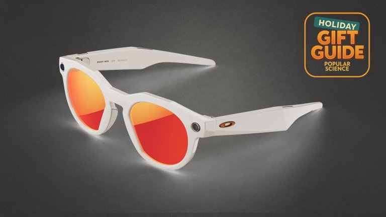 Oakley X Meta glasses