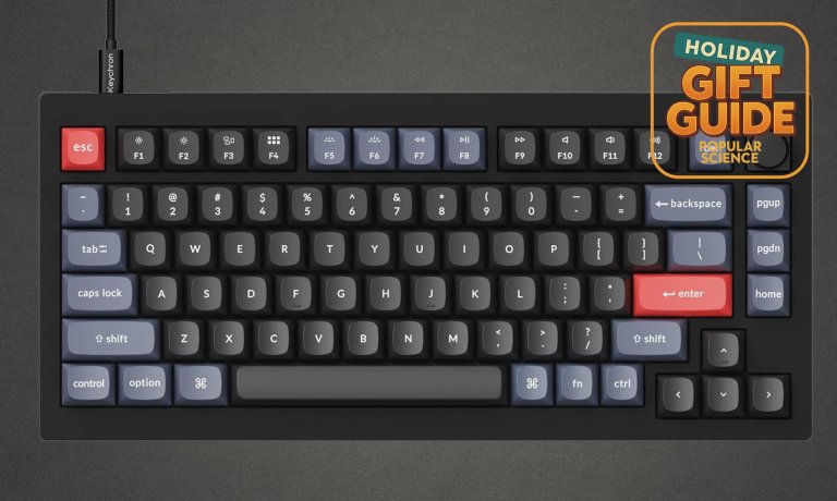 Keychron V1 keyboard