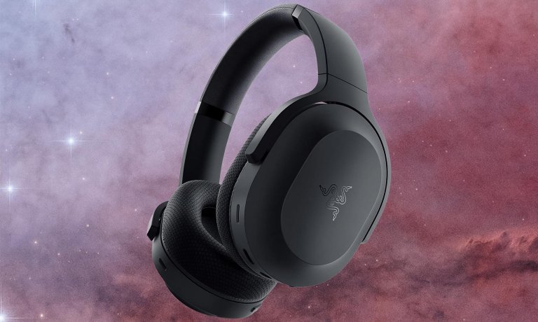 Razer Barracuda wireless gaming mobile headset