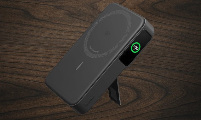 Anker MagSafe power bank