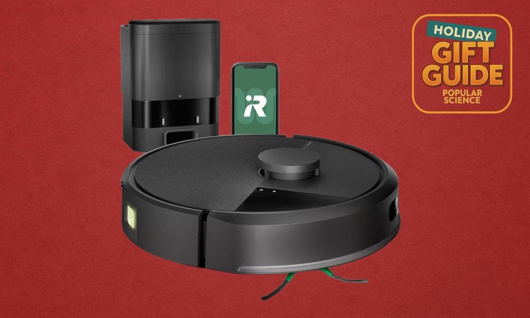 iRobot roomba with self-emptying chamber