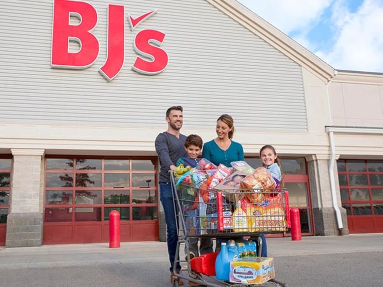 Primary image for slash your grocery bill with this discounted bjs club membership Stack Commerce sponsored deal