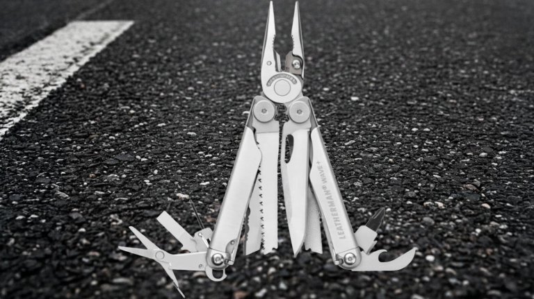 LEATHERMAN Wave+ 18-in-1 Full-Size Multitool, Stainless Steel