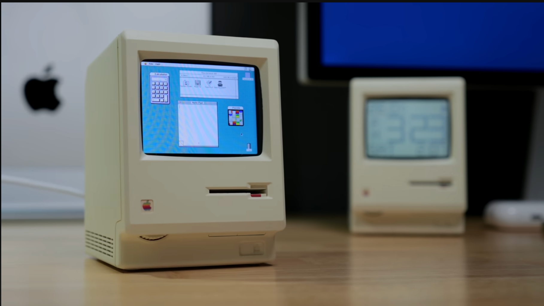 Tiny Macintosh model computer built into toy novelty clock