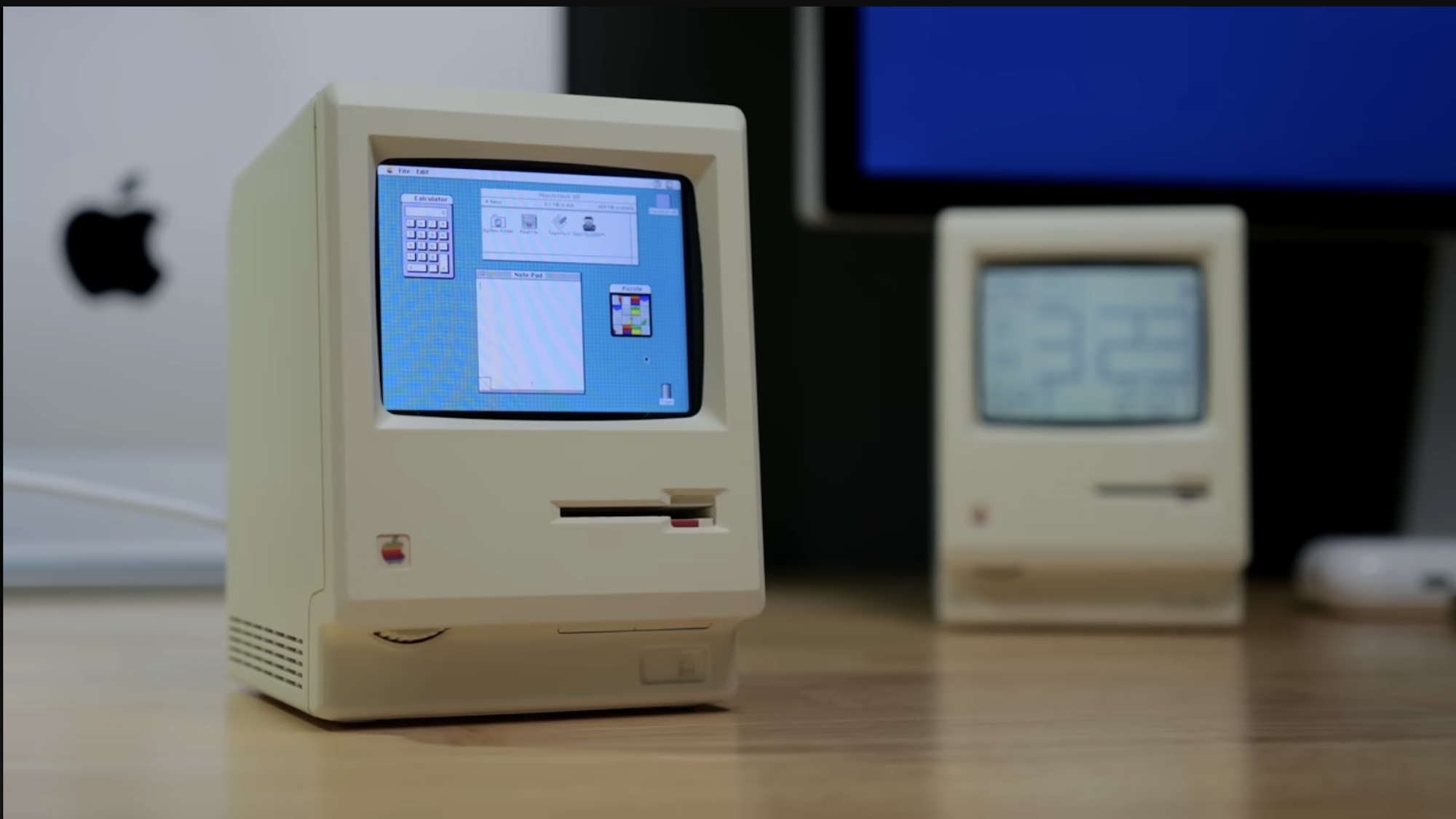 Tiny Macintosh model computer built into toy novelty clock