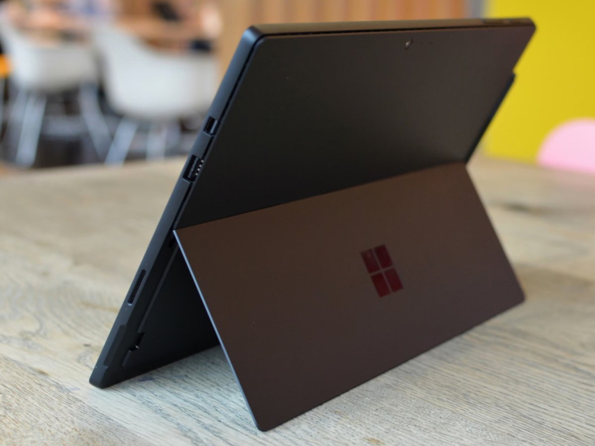 AI покупает мировую оперативную память. Люди обращаются к восстановленной технике.