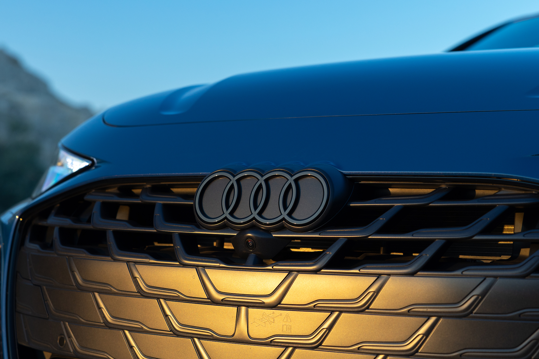 How Audi’s electromechanical progressive steering works