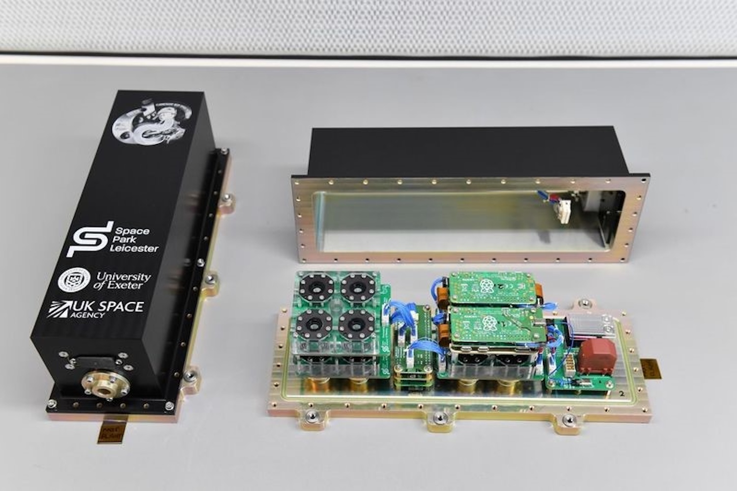 Espacio gusanos camino a la Estación Espacial Internacional