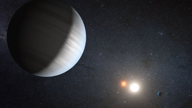 An artist's impression of two circumbinary planets orbiting a binary star system. Image: NASA/JPL-Caltech/T. Pyle.