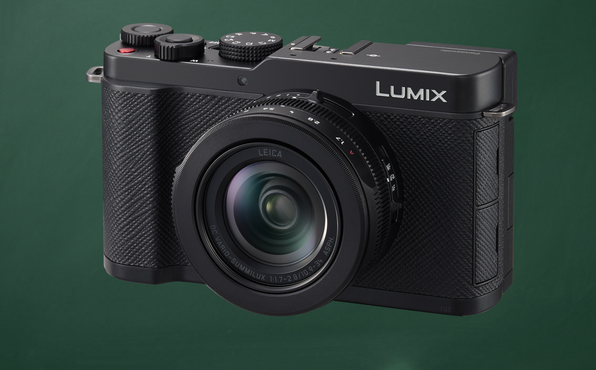 The Panasonic LUMIX L10 is the latest model in the compact camera