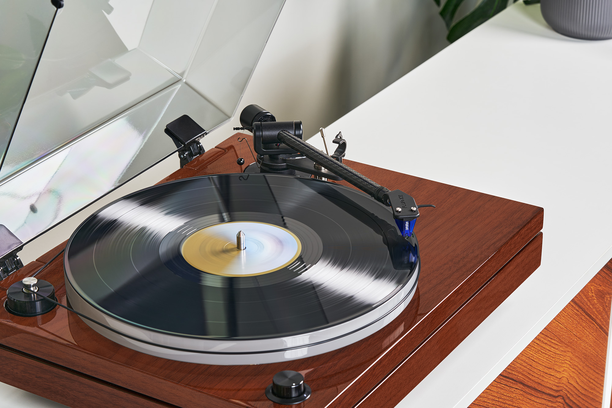 The dual-plinth Fluance RT87 turntable on a side table