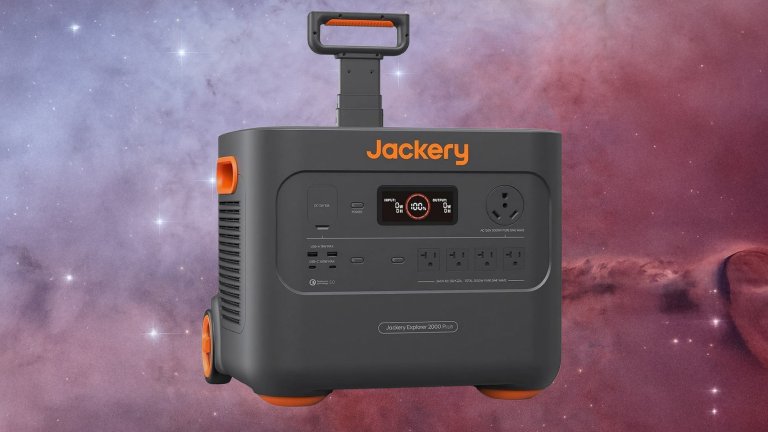 Jackery Explorer 2000 Plus Portable Power Station