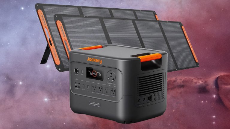 Jackery HomePower 3000 Portable Power Station with 2X 200W Solar Panels