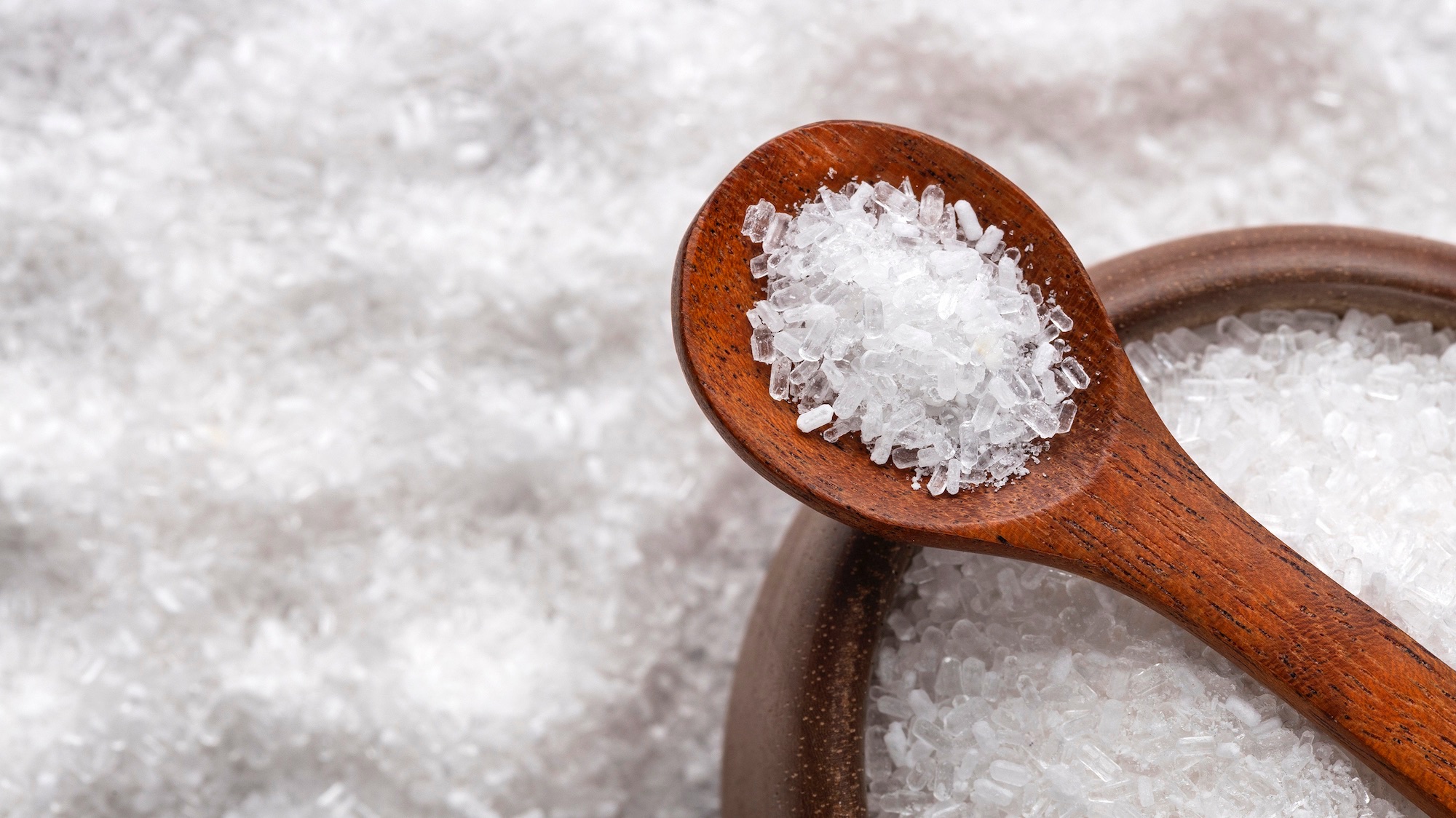 Magnesium chloride flakes, ionic mineral compound - Sea salt