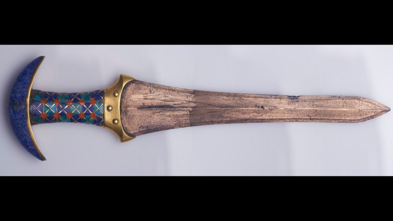 Ornate dagger owned by Princess Ita, who lived during ancient Egypt's Middle Kingdom