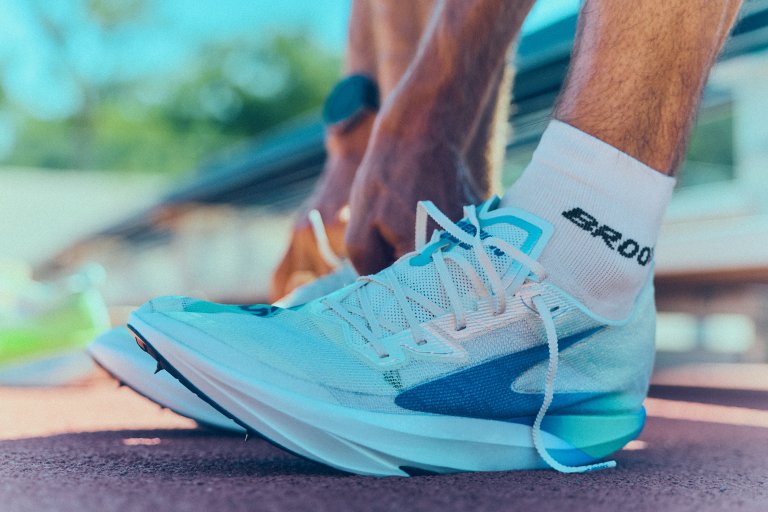 Brooks Josh Kerr world record attempt shoes