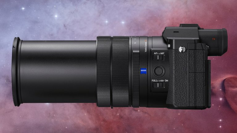 Sony RX10 V bridge camera