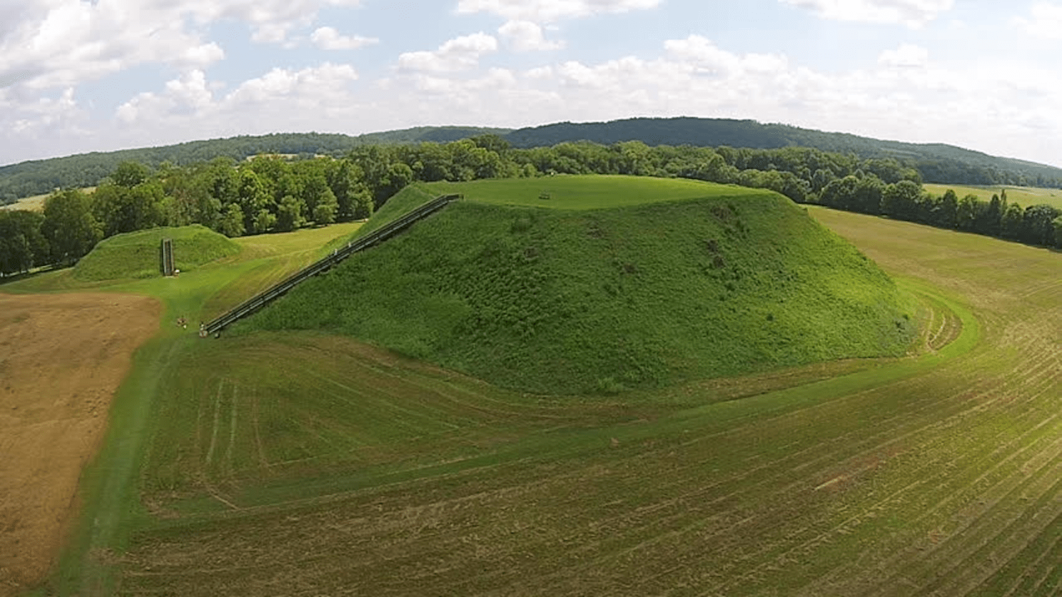 Etowah Indigenous mounds in Georgia