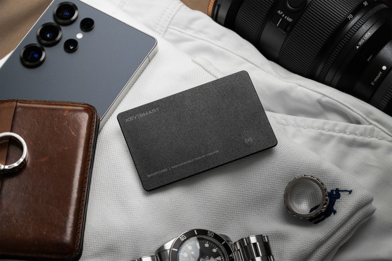 Primary image for this smart wallet tracker is thinner than you think and its on sale right now Stack Commerce sponsored deal