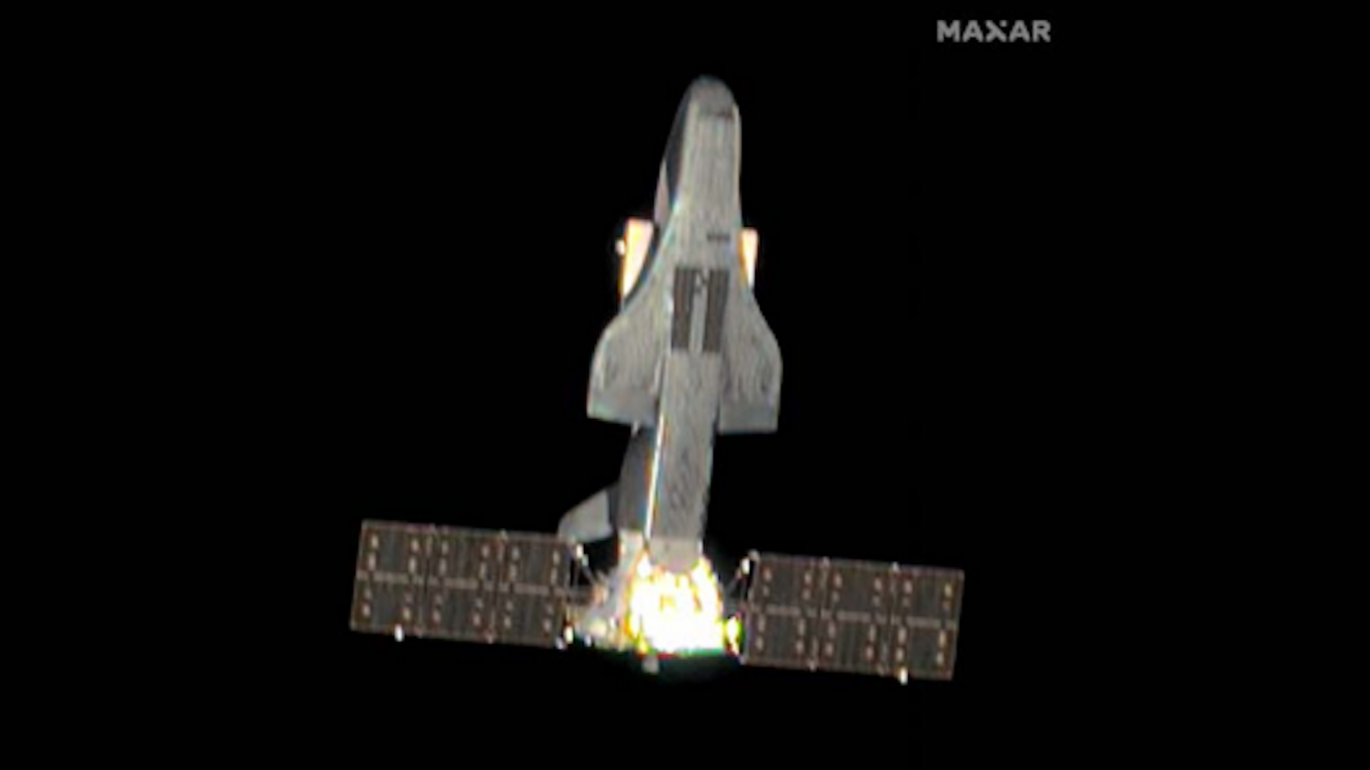 popsci.com - Andrew Paul - China's super-secret space plane visible in clearest photo yet