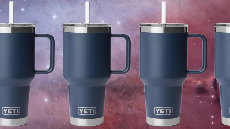 YETI Rambler 35 oz Straw Mug 2.0, Navy